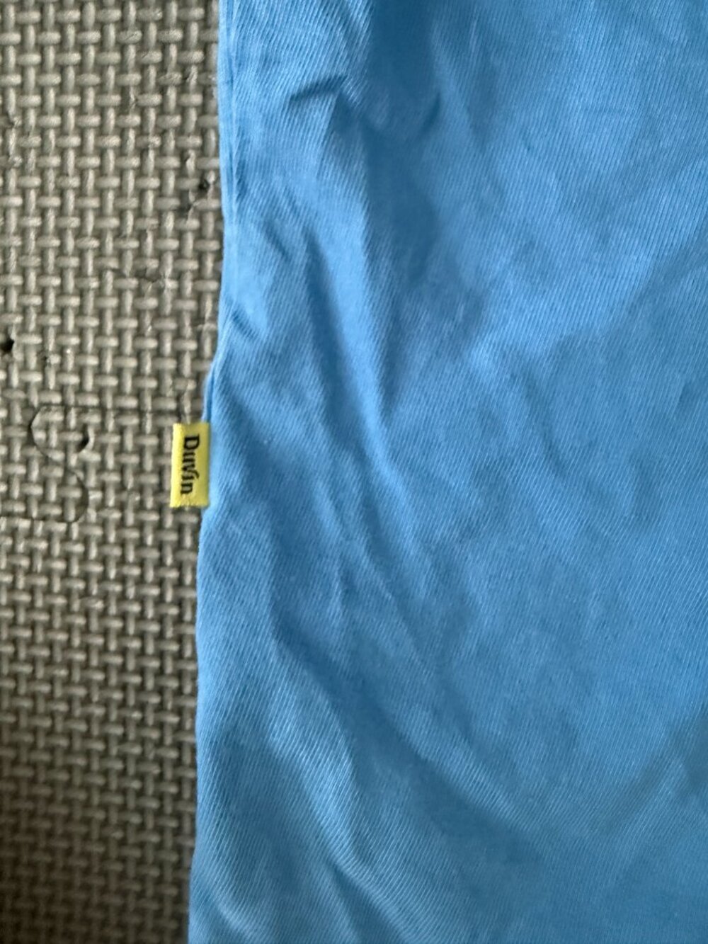 Duvin Design Cropped "Damn It's Hot" Tee- M- Blue - Picture 6 of 7